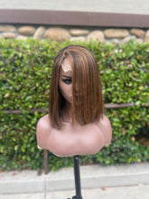 Load image into Gallery viewer, Evelyn