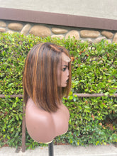 Load image into Gallery viewer, Evelyn